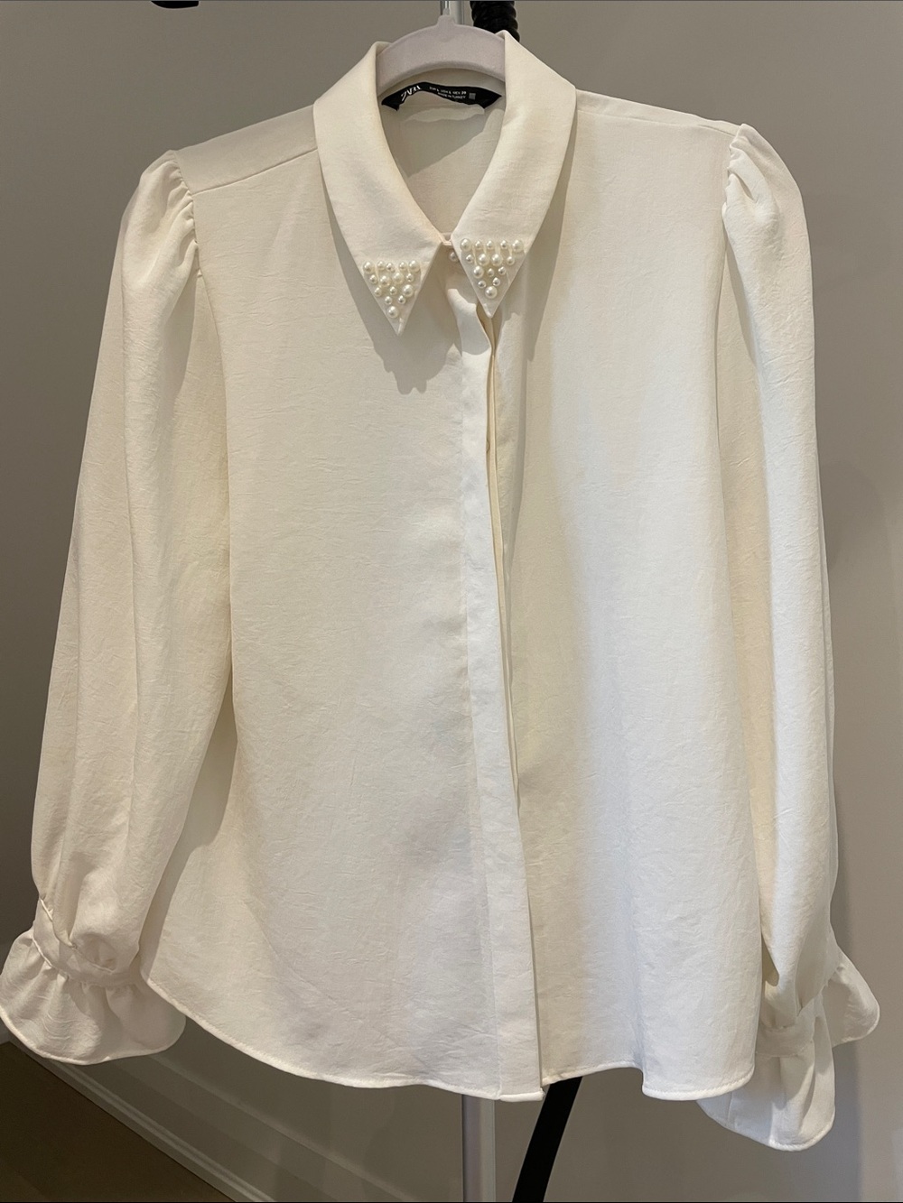 Zara Pearl-Accent White Puff-Sleeve Blouse